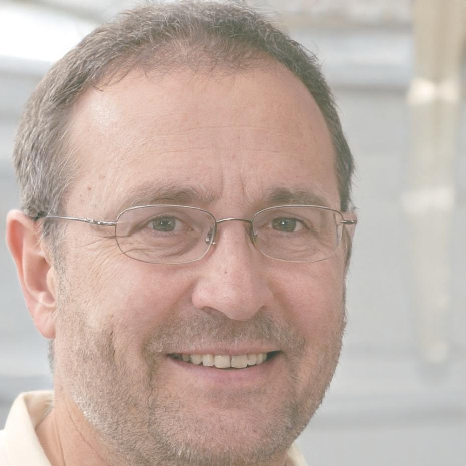 Portrait de notre expert financier Théophile Dubois